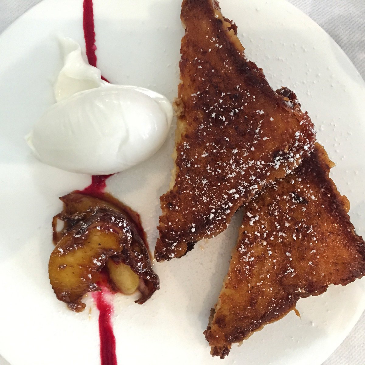 telaveat's tweet photo. Dreaming of this French Toast at The Norman Hotel #Brunch #FrenchToast #TelAviv #TheNorman https://t.co/oJQzJvOc90