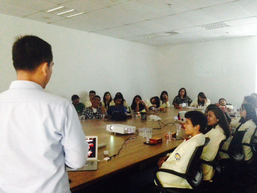 Sandy Ariandi, selaku GM menjelaskan ttg company profile SemutApi Colony.