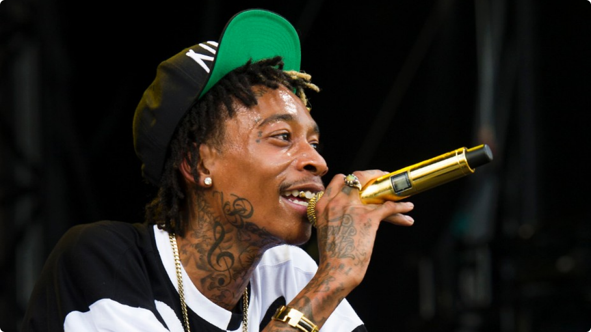 Watch Wiz Khalifa Freestyle Over Adele’s ‘Hello’ &amp; Turns It Into A Weed Anthem. bit.ly/1lQJLE3