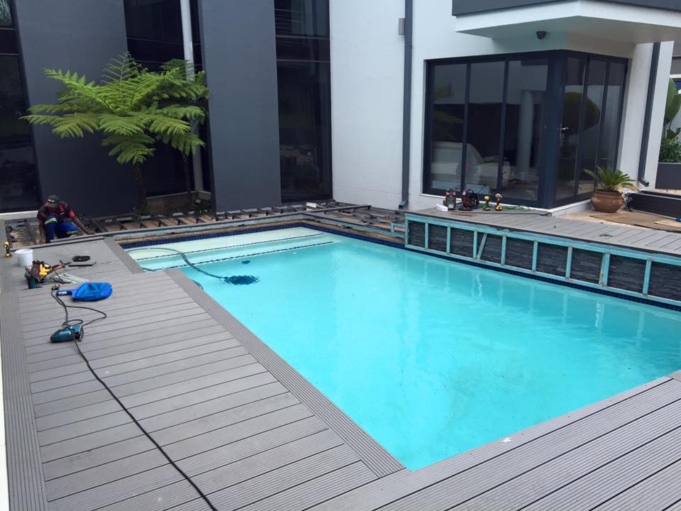EvaLastGlobal's tweet photo. A deck can seriously transform &amp; modernise a space! #greendecking #compositedecking #evatech https://t.co/BXLgEV3WFP https://t.co/EJm9hX3JuV