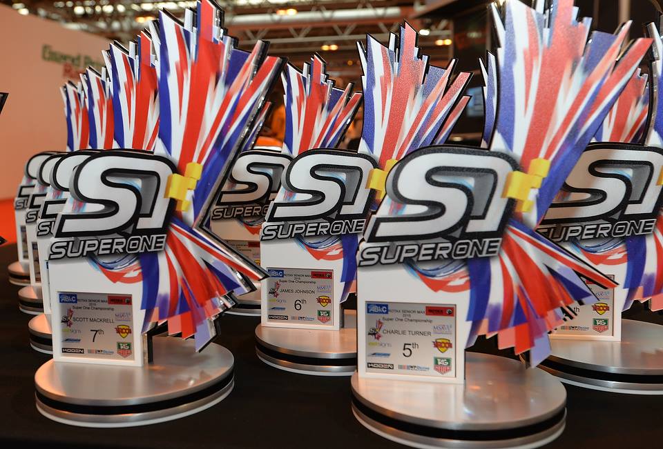 LibeIncisioni's tweet image. Libe Incisioni for #SuperOneSeriesChampionship #libeincisioni #libetrophies #libetrophy #karting #britishkarting