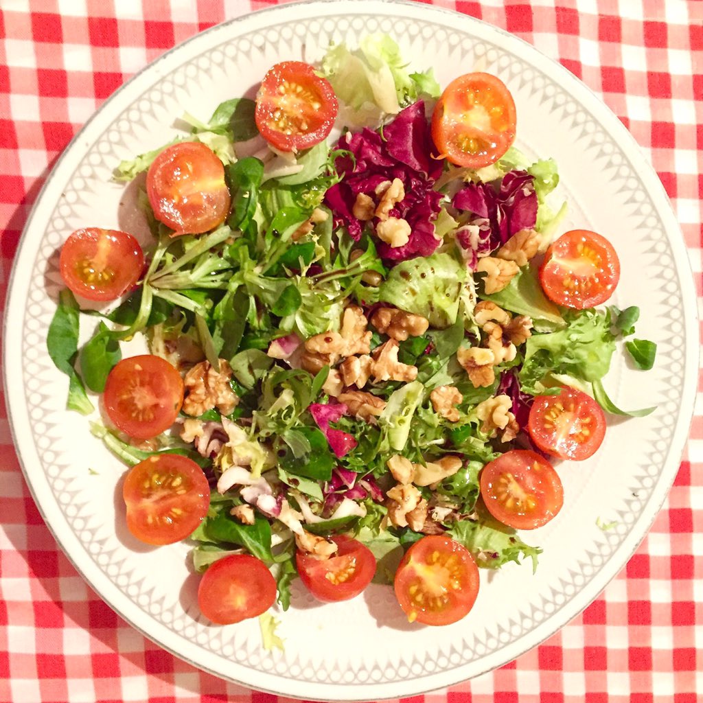 ToniSebino's tweet photo. Amiga Tierra... ¡Rico, rico!
#instafood #vegetarian #momentos #instamoment #placeres #salud #sonrisa #mesientobien https://t.co/731mhqTkI4