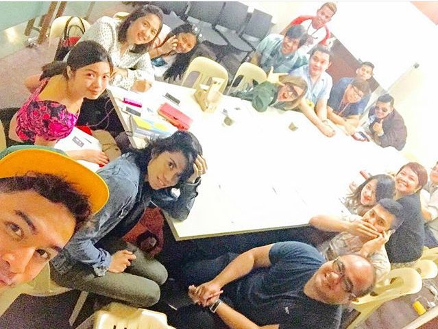 Meeting for JaDine's concert! Kabog, teacher Georcelle 👏🏼 #OTWOLRivalryForACause
