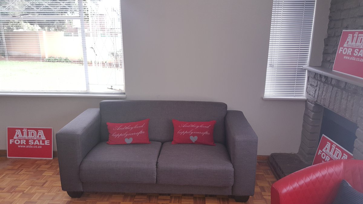 Aida_National's tweet photo. Welcome to our new office Aida Newcastle #newcastle #aida #realestate #properties #forsale https://t.co/DMmZHEygJx