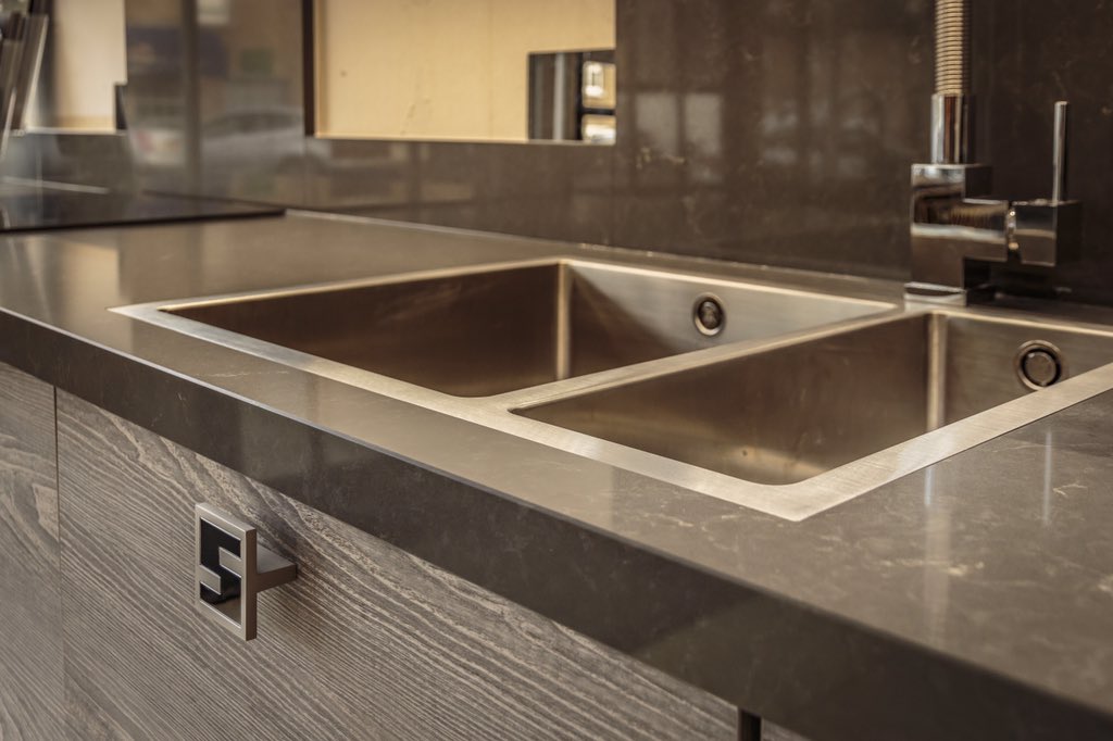 Stewkley Stone On Twitter Caesarstone Pietra Grey With Flush