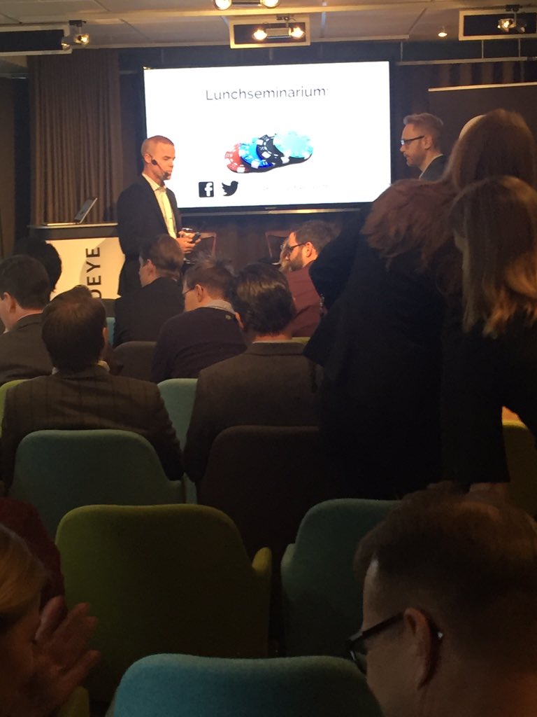 Fullt hus på <a href="/Redeye_/">Redeye</a> idag när #spelisverige gästar med paneldebatt för att diskutera #spelutredningen.