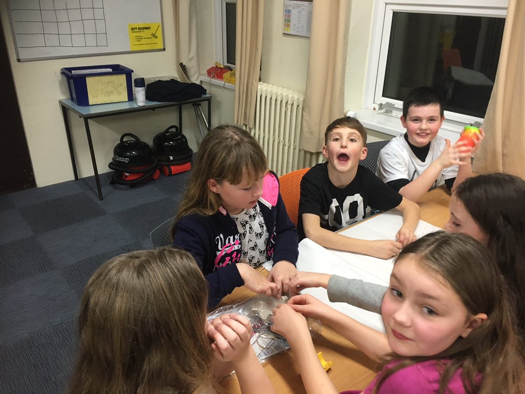 StPeters_tweets's tweet photo. Designing our Flying eggs #acrackinggoodtime https://t.co/IArU0wjIeb