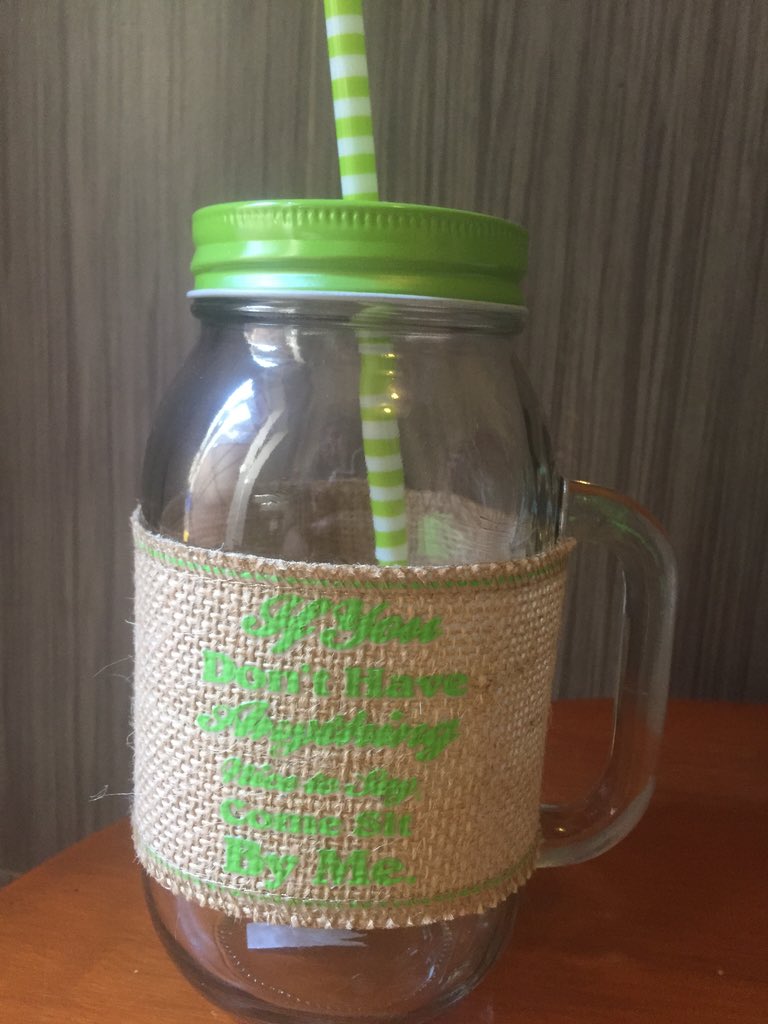 ballmasonjarsmx's tweet photo. 🍃 #DrinkingJars edición limitada, pocas piezas ☘ haz tu pedido https://t.co/Mj5IKgbGjD