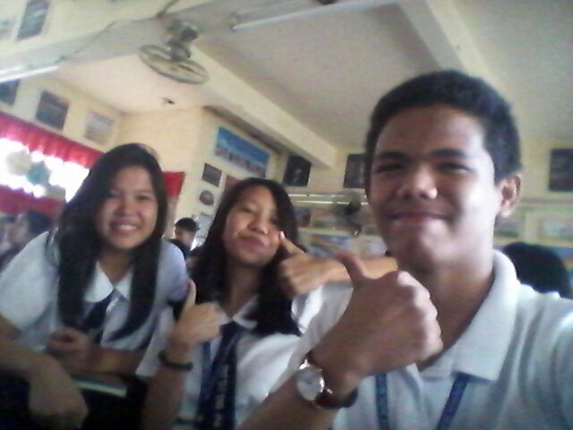 NGlinogo's tweet photo. Picture!Picture!because Math teacher are absent..hehehehe.. https://t.co/2horeoBtJQ