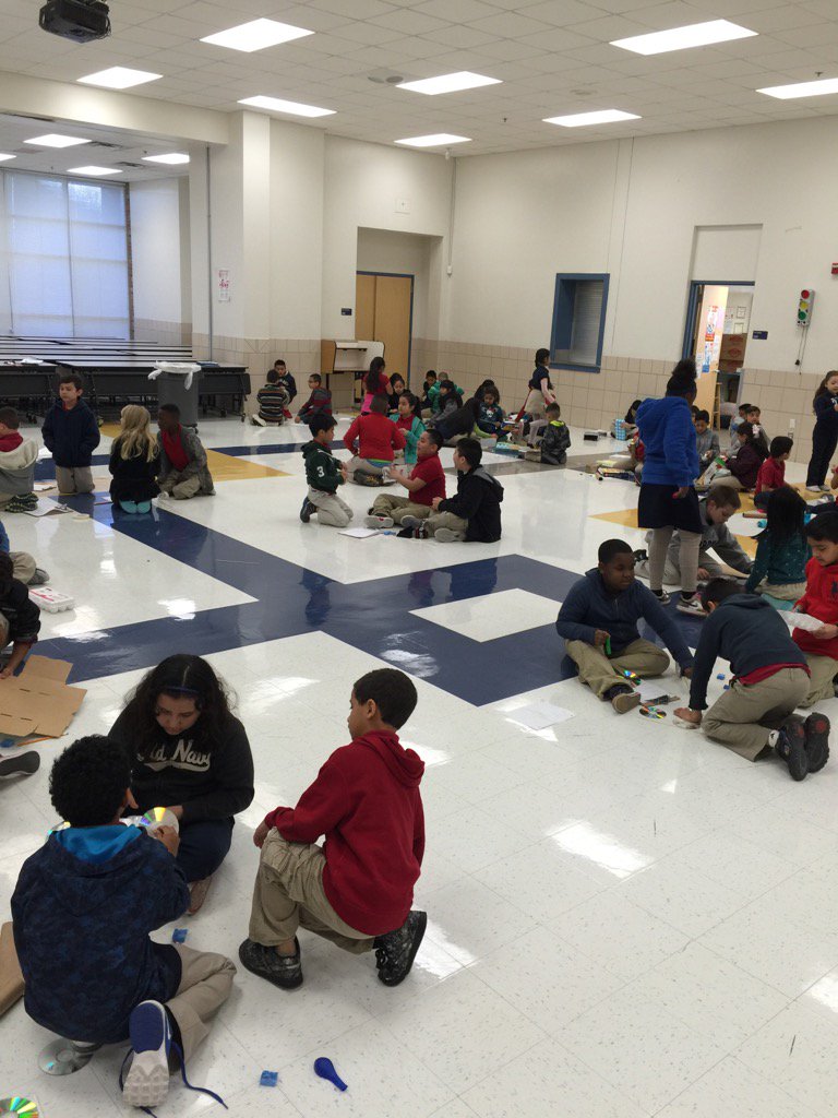 kewolfki's tweet photo. @BES_Cowboys 3rd grade STEAM challenge! https://t.co/0FX2gfTcj9