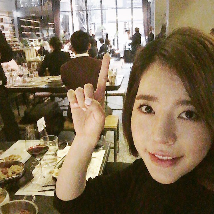 [PIC][27-01-2016]HyoYeon và Sunny tham dự buổi khai trương Nhà hàng SMTOWN vào tối nay CZudBpXWEAEE3TY