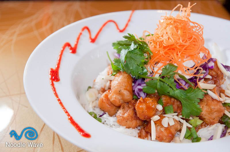 Noodle Wave Thai tweet media