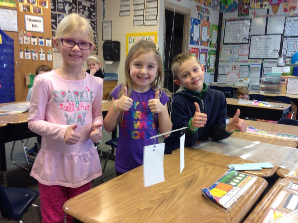 MrsThomasWDS's tweet photo. We had an AWESOME time experimenting with Balance and Motion today while creating mobiles...#TeamThomasRocks https://t.co/4QFsSgSAw9