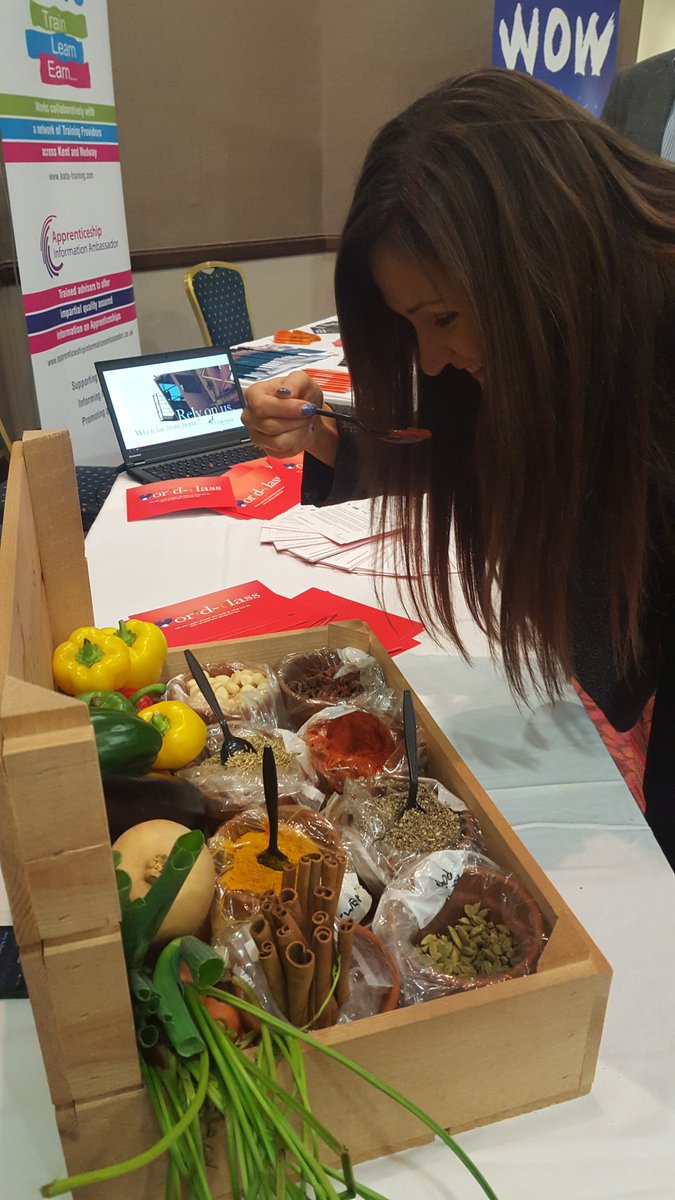 Hani90X's tweet photo. Guess work at the big hospitality conference #teamcompass #compasslife https://t.co/XpI7GPknI4
