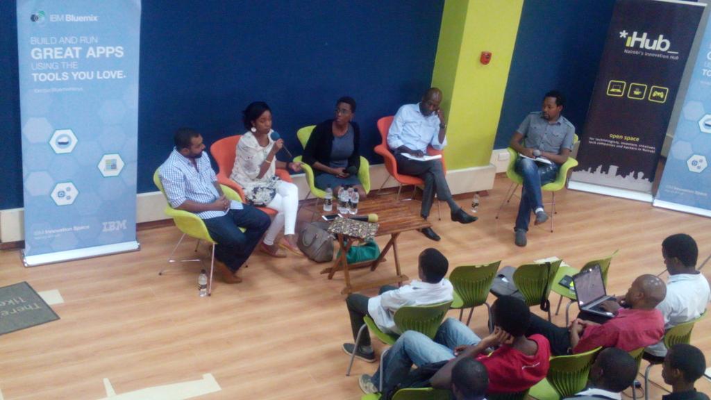 iHub's tweet image. @cekenduati of @centonomy @mwerusg of Sinapis @mikulshah of @EatOutKenya #iHubJumpstart a Panel on Scaling