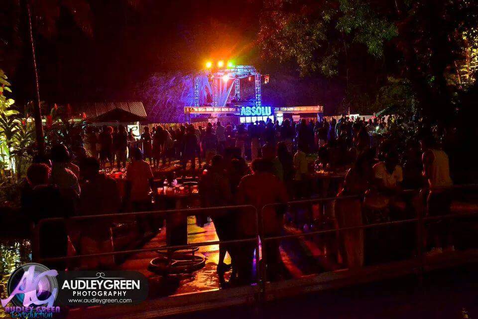sarahpinkypink's tweet photo. This Dance was off the Hook..
@Falls @jamaica #NeverStoppedDancing
💃.PureRumTo 2016 🌴 https://t.co/DoLf6I5SkM