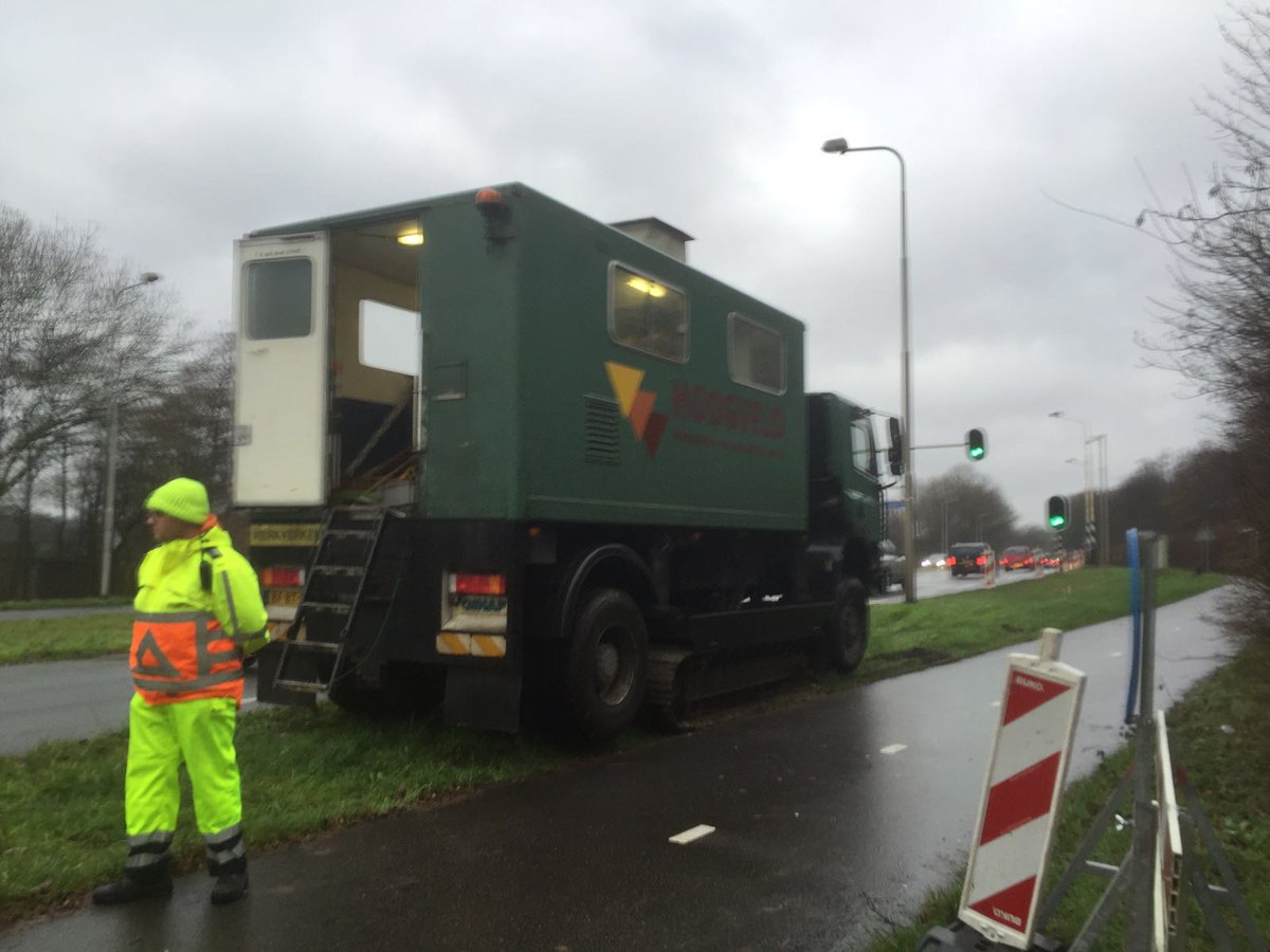 Weer of geen weer ons werk gaat gewoon door. Sonderingen voor vervanging #geluidsscherm #N201 gem. #Hilversum