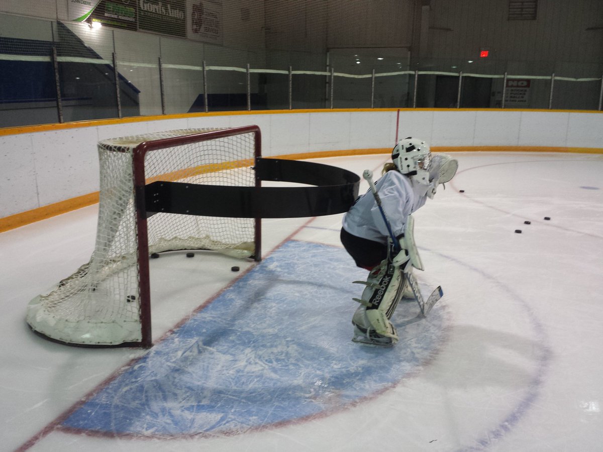 goalieband's tweet image. For every RETWEET this gets @Bell will donate 👍5 cents towards mental illness #BellLetsTalk #HockeyPlayers #NHL #cbc