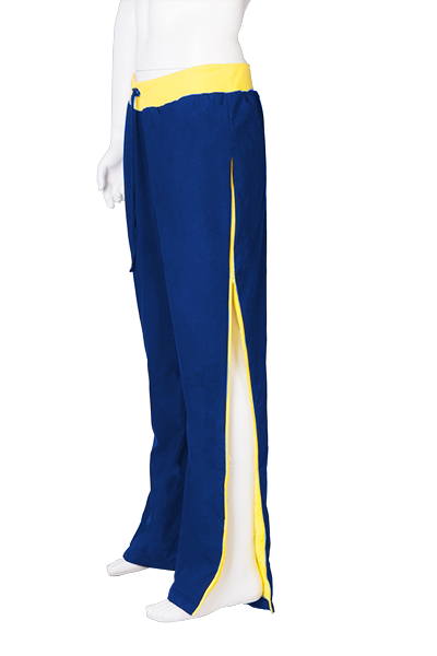 QuikDri's tweet image. why are our #tracksuits different? They are #towel lined ,waterproof outer,and zips on the arms and legs #zipandgo