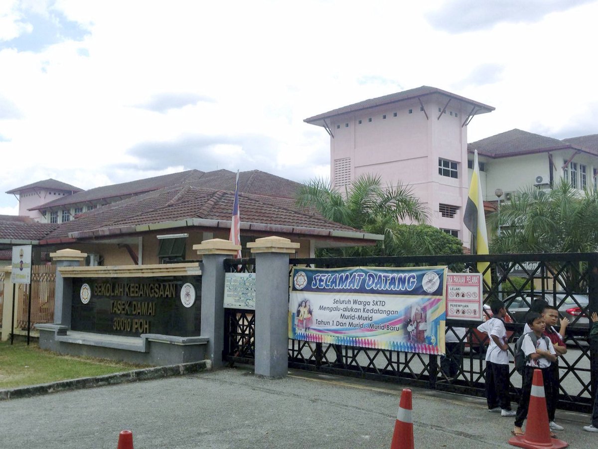 Embedded image permalink