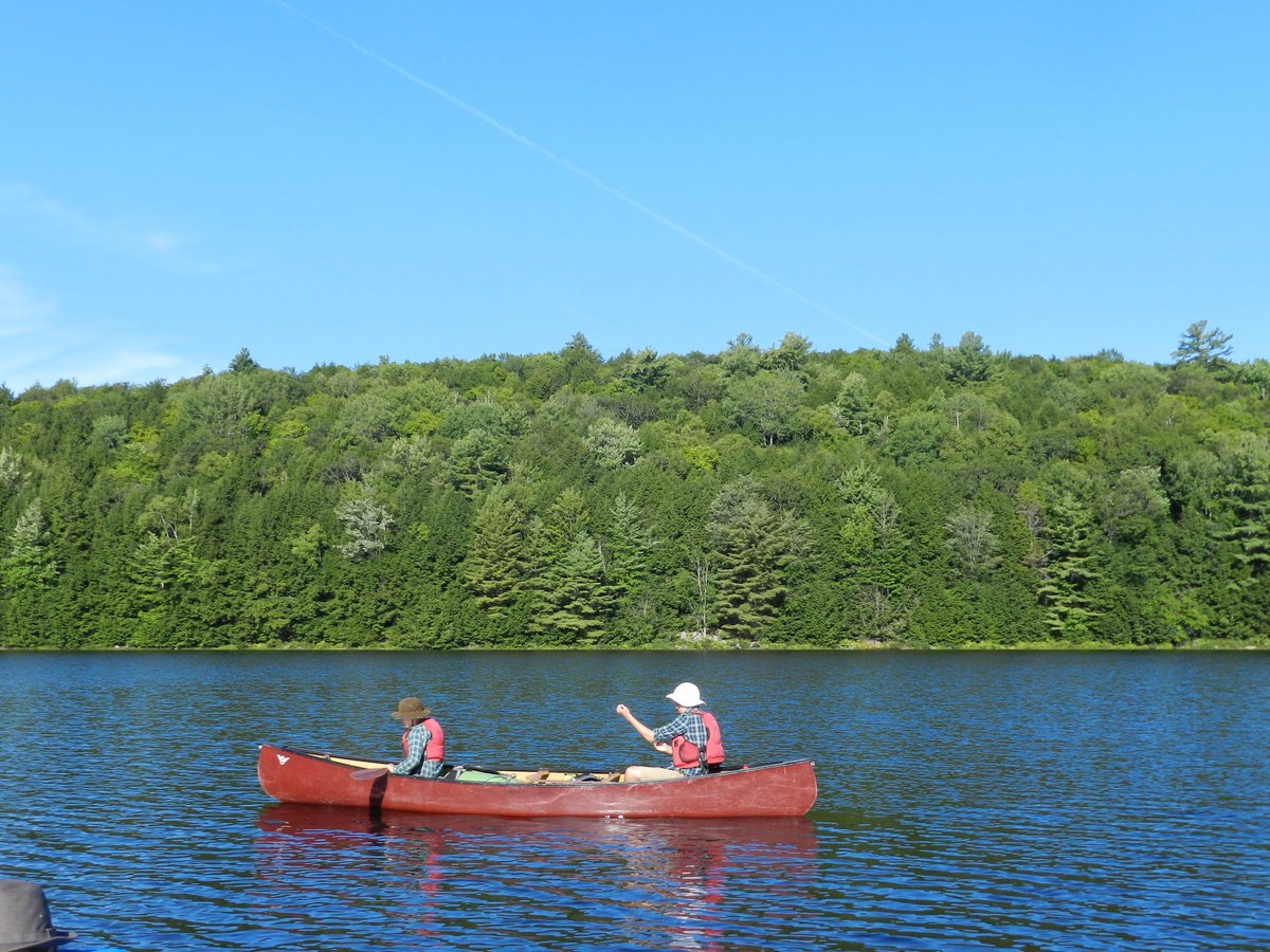 CndnCanoeMuseum's tweet photo. Canoeing can be meditative, and a time to pull away from daily stresses and distractions  #BellLetsTalk https://t.co/b7JrgpswLa