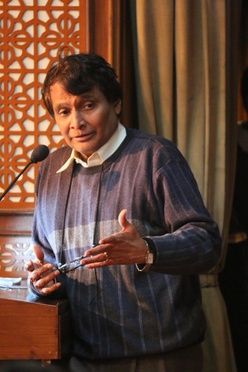 pwescr's tweet photo. @sureshpprabhu ji speaking at the opening @unwomenindia @reachusatdais @vartikananda @NFAConvergence #roadtorights https://t.co/kXk80Fuvob