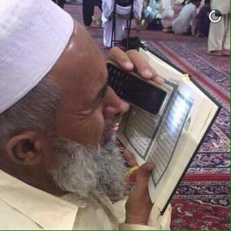 fahad33931's tweet photo. يقـرأ الكتاب ومجهد عيونه
ورموشه من الشيب منحته 
.
وش عذركم ياللي تهجرونه
وأنظـاركم سته على سته !
.
#أحمد_البلادي https://t.co/IHQ0ohLbsu