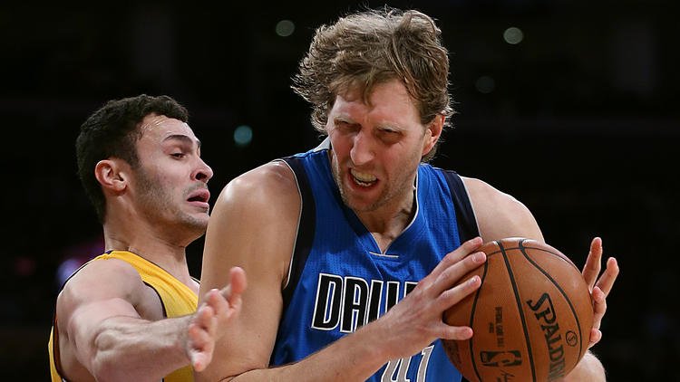 latimes's tweet photo. The final play didn't work as designed. Takeaways from the Lakers' 92-90 loss to Mavericks: https://t.co/g5YSe3lXUG https://t.co/Na3yidkxkt
