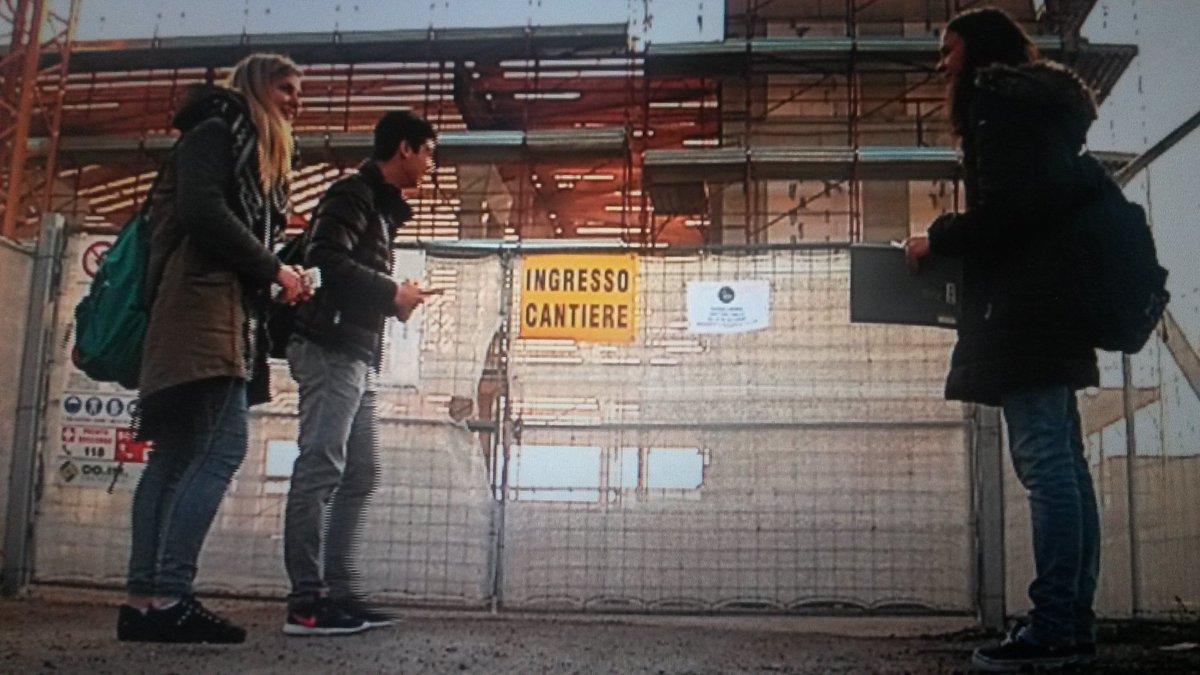 Lauratroja's tweet photo. Cosa c'è dietro un cantiere? A Mirandola con @ActionAidItalia. Stasera 19.35 Tgr Rai E-R  #LaRicercaDellaLegalita https://t.co/aNIDi7LoS2