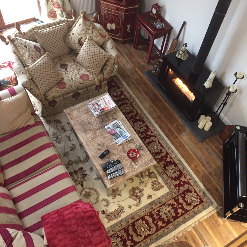 MagnaKitchens's tweet photo. @KarndeanFloors #VanGogh #fitted #flooring in #Anglesey #northwales https://t.co/Ui5XvBIn2v
