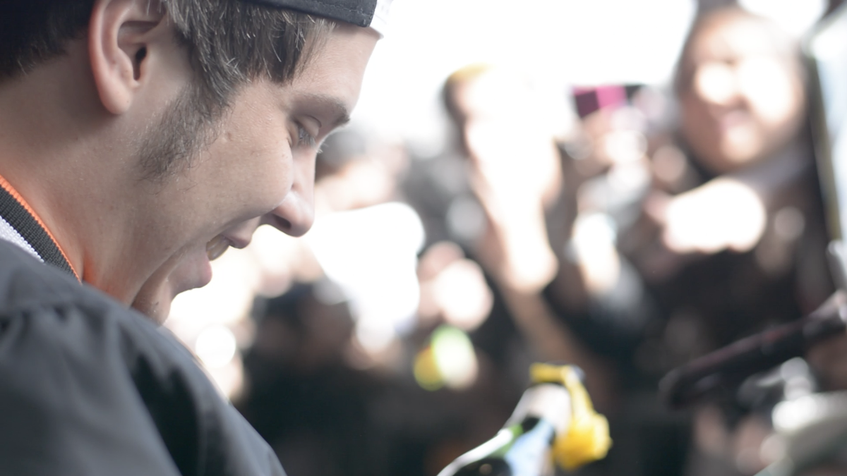 ClubMediaFest's tweet photo. ¡Felicitaciones @Rubiu5! 16 millones de criaturitas están esperando para verte. ¡Nos vemos pronto! ┏(-_-)┛┗(-_- )┓ https://t.co/GnOCjtpfid