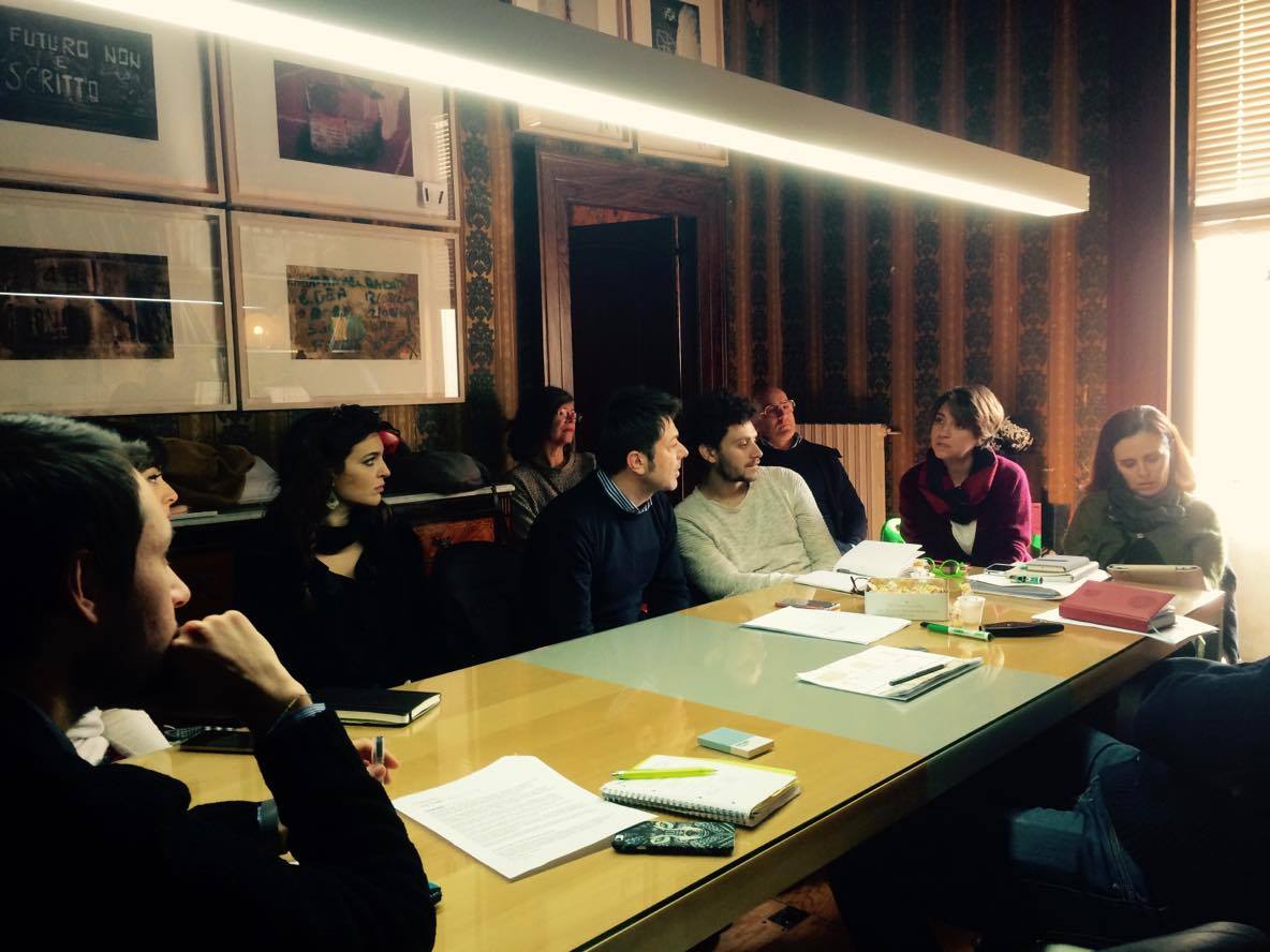 MadeInCloister's tweet photo. Prima #riunione con i tre #vincitori di #Siedimi... al lavoro sui #prototipi!
#Napoli
#contest
#sedia
#Concetta https://t.co/sSvLhcCSfE