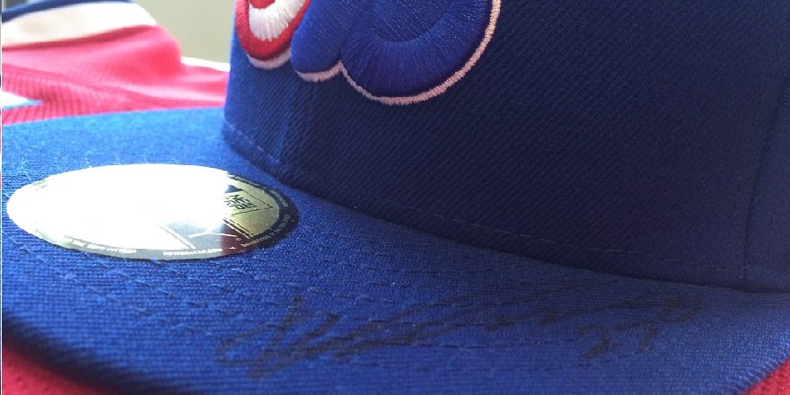 RDSca's tweet photo. Pour 300 RT on fait tirer une casquette autographiée par @VladGuerrero27 ! Go ! #BellCause @Montreal_Expos #Expos https://t.co/T9t8SSSV62