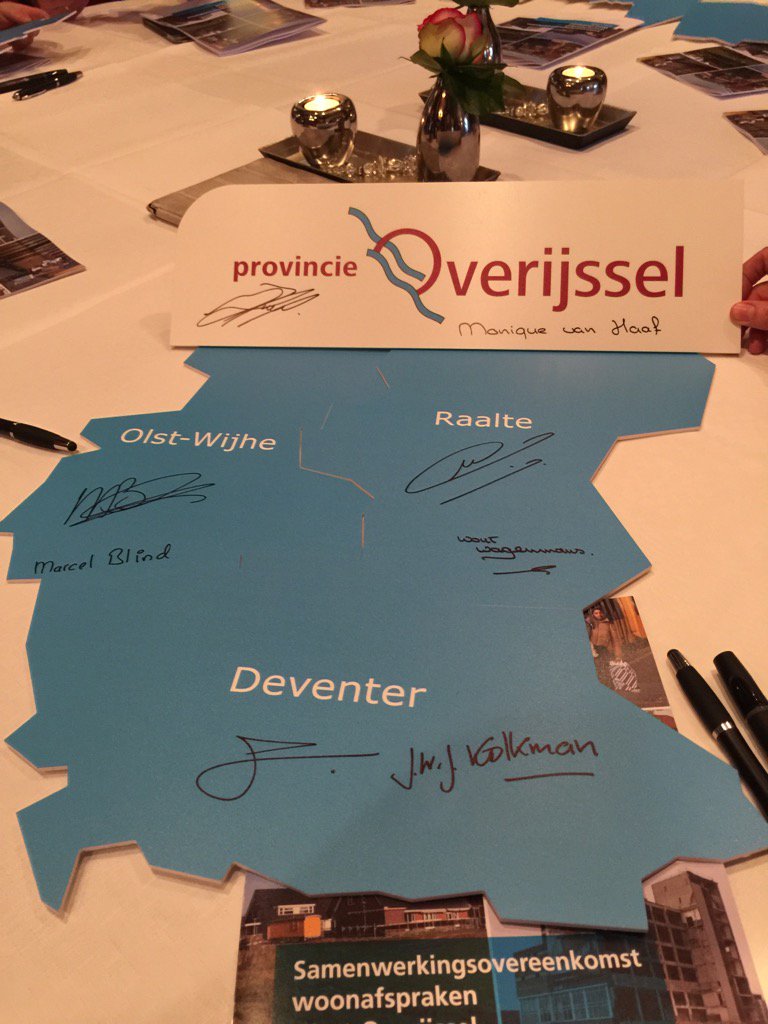 #salland plus regio .
Woonafspraken West Overijssel ondertekend bij de #Bagatelle in #mooiraalte .