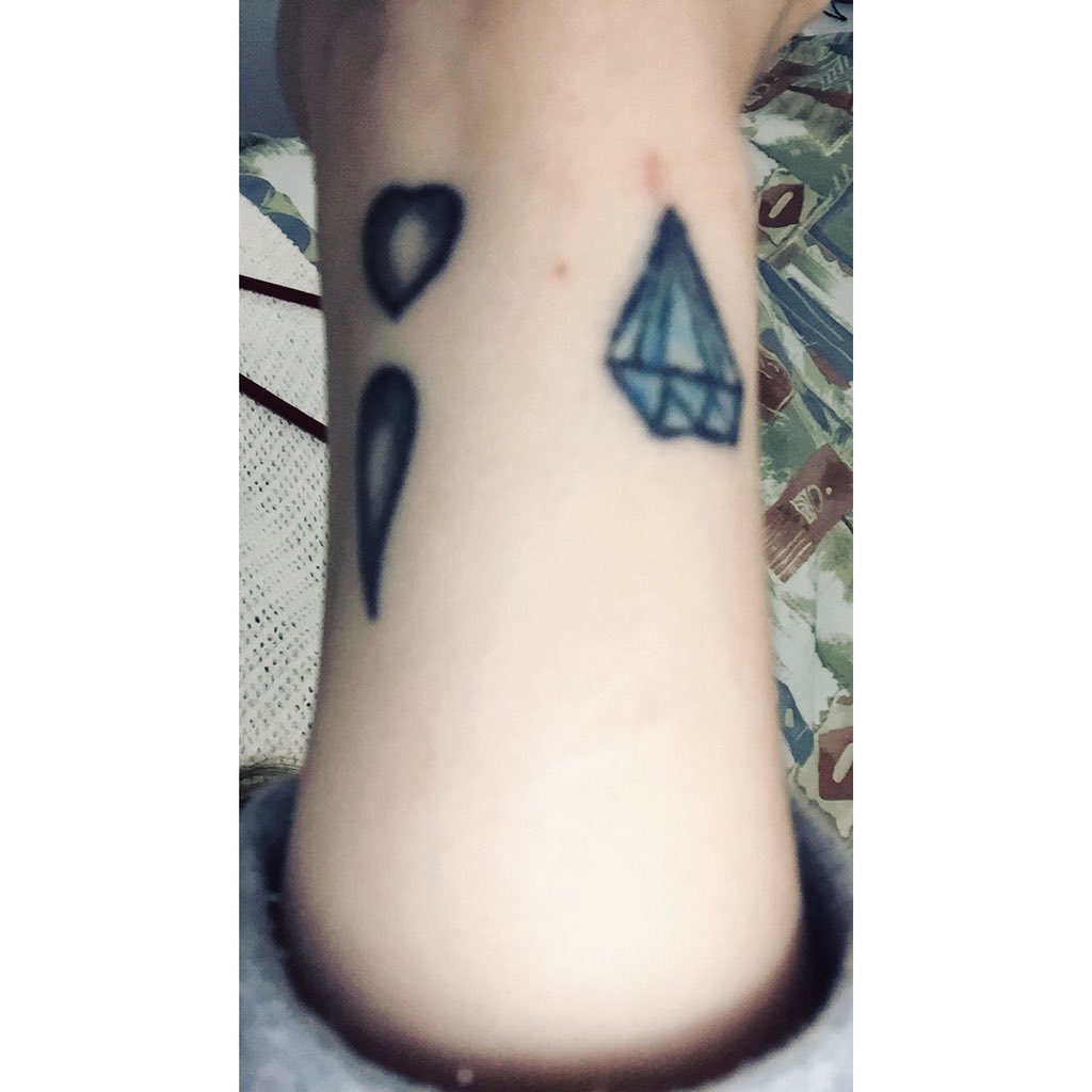 AEdmundas's tweet photo. #BellLetsTaIk #semicolonproject https://t.co/RMGsmkCquv