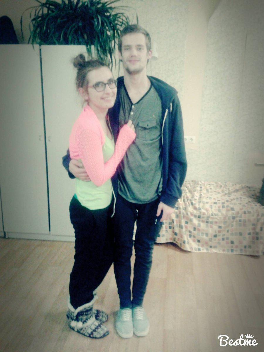 kamiitis123's tweet photo. Nav labāku brīžu par tiem ko pavadu ar viņu. :*♡♥ https://t.co/f6i47nWZHv