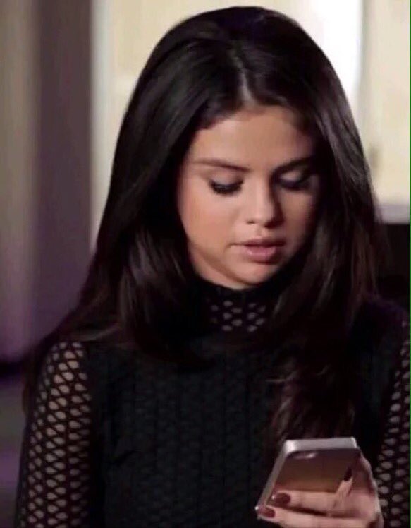 ASAPRockyTRILL's tweet photo. when ur lurking &amp; ur feelings get hurt 🙃 https://t.co/NM7pAWhnfk