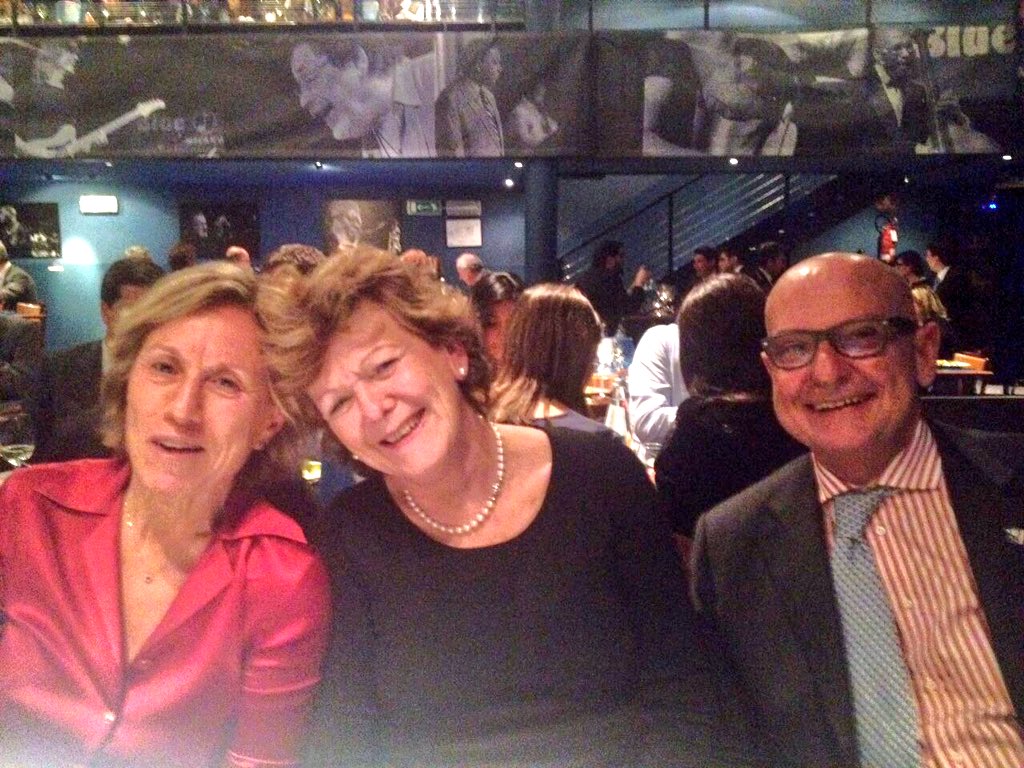 lavezzarilaw's tweet photo. Such a beautiful nite! Thank you @ASLAWomen #Asla #PresidenteLega @Bluenotemilano @OrdineAvvMilano @giovaniavvocati https://t.co/ZQOu5OUfY7