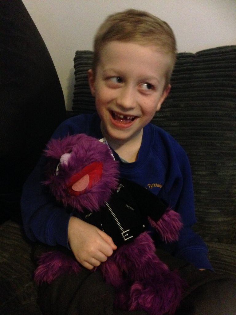 Thank you for making Ben's day! He's soooo happy with his Jackson!! <a href="/jaybutler1983/">jay butler</a> <a href="/ThreeUK/">Three UK</a> #makeitright