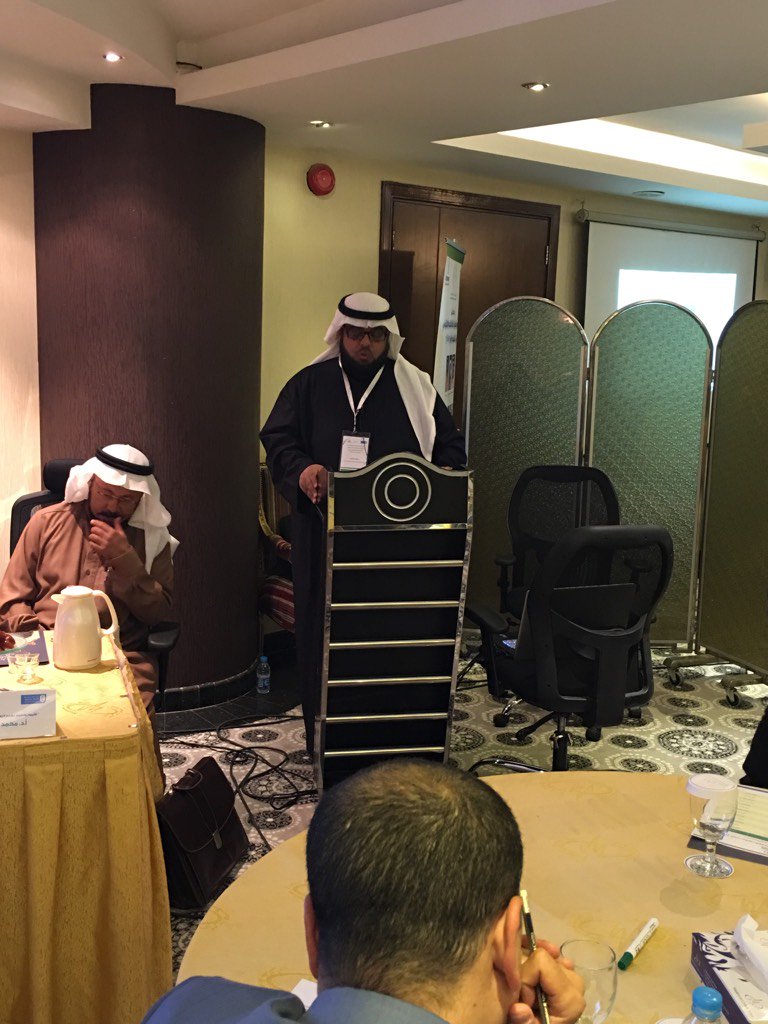 toskool_ar's tweet photo. د. وليد الحيدر 
والحديث عن أهمية دمج التقنية في التعليم 

بورشة العمل الاولى لتقييم و تطوير نظام توسكول https://t.co/BjR3fOvEiC