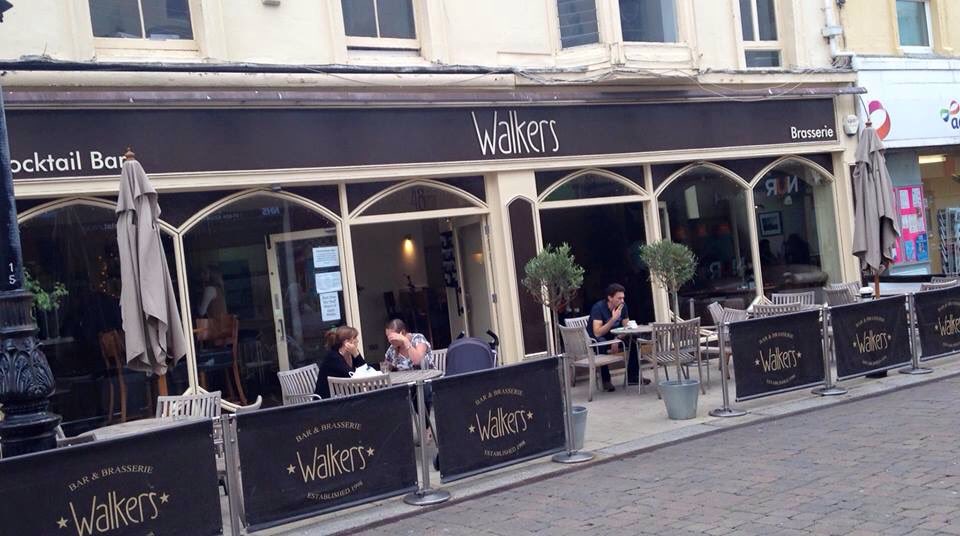 This Friday after work - #LastFridayDrinks with <a href="/AshdownHurrey/">Ashdown Hurrey</a> in <a href="/walkersbars/">Walkers</a> thebestof.co.uk/local/hastings…