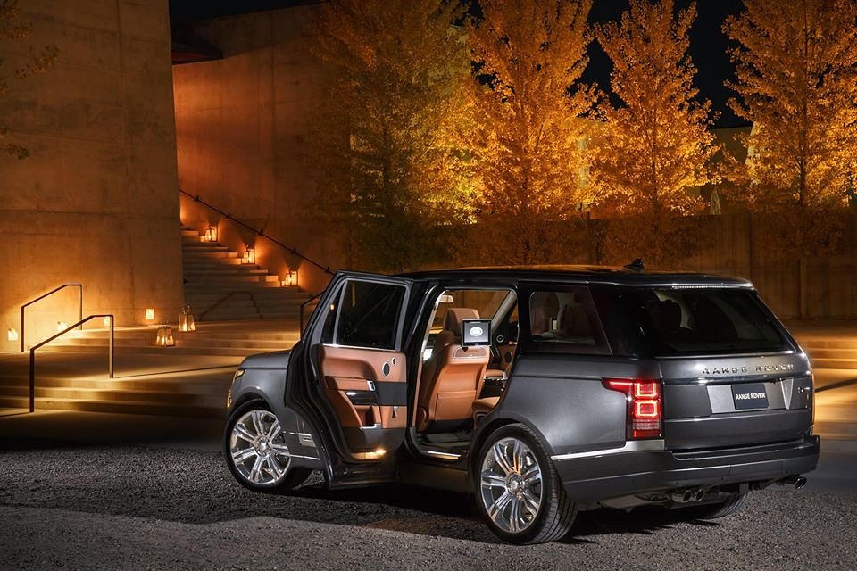 landroverpy's tweet photo. El viaje más lujoso de la mano de tu #RangeRover. #LandRoverParaguay https://t.co/l4GjVDUhnF