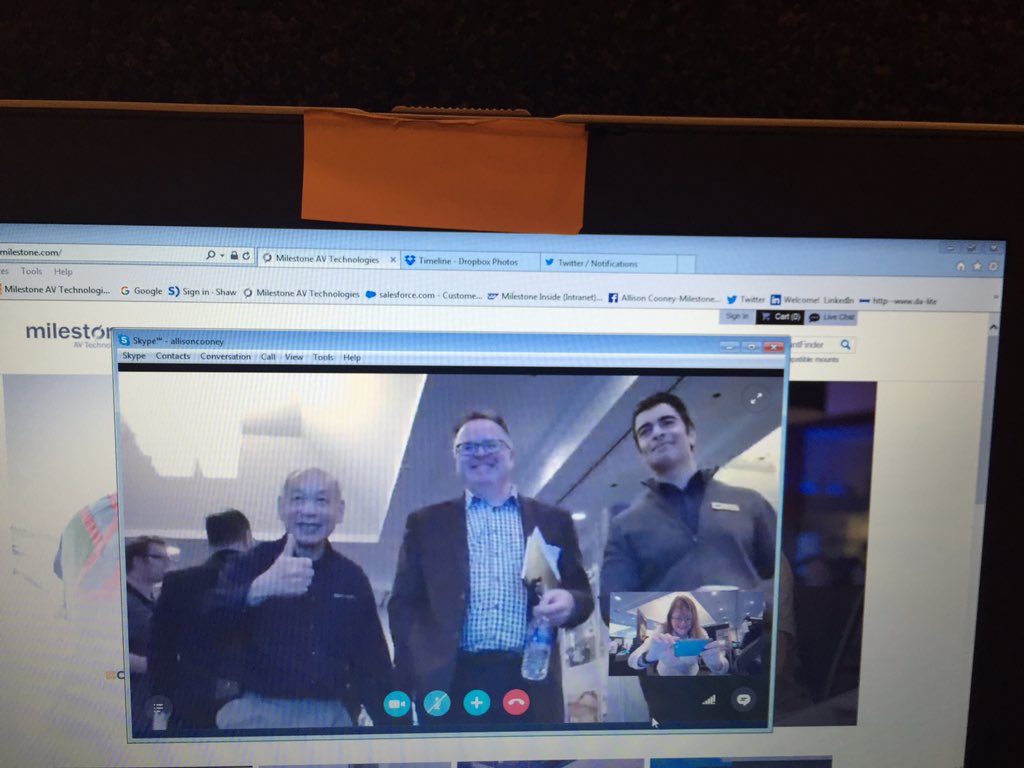 AVCooney's tweet photo. Skyping with @SharpSMCD at the booth next door using #ViewShare @InlandAV #YWG @chiefmfg @dalitescreen @MilestoneAV https://t.co/thCYTmZY2Z