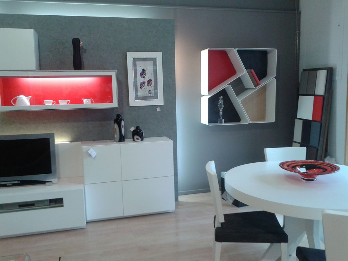 KambiamStudio's tweet photo. Estanteria Trap de https://t.co/dj7wL790nh en Showroom de Muebles Oyaga. Enhorabuena, por saber combinarlo tan bien https://t.co/29CFro0Drj