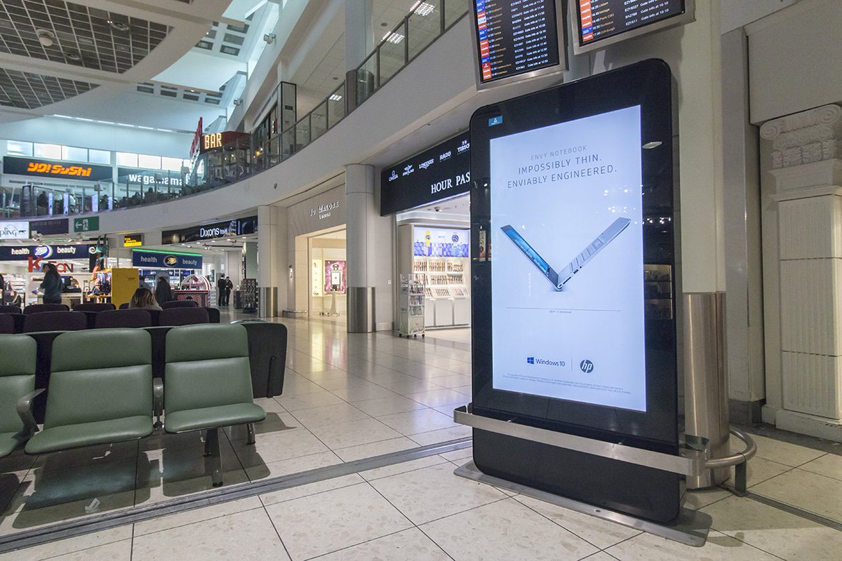 airportmediaooh's tweet photo. .@HPUK promoted the release of the stylish Envy #impossiblythin notebook by appearing on our @Gatwick_Airport D6s https://t.co/PNwS9PSvUM