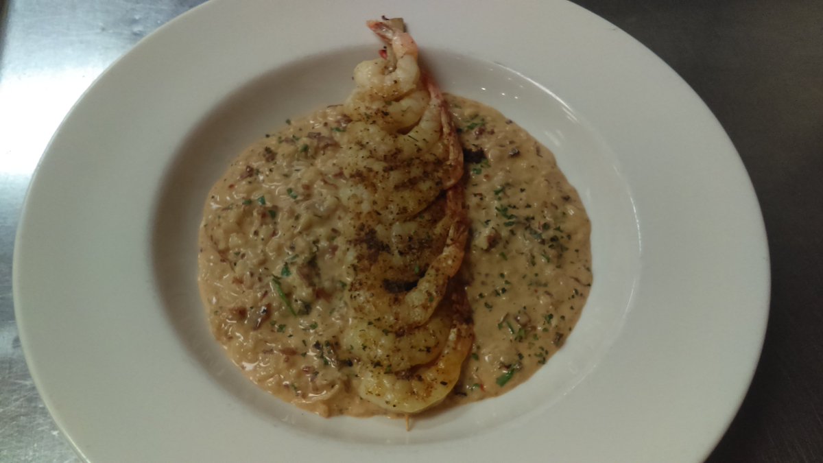 #RisottoOfTheDay blackened shrimp over bacon, cilantro, chipotle risotto. #CafeFontanella #FoodPorn