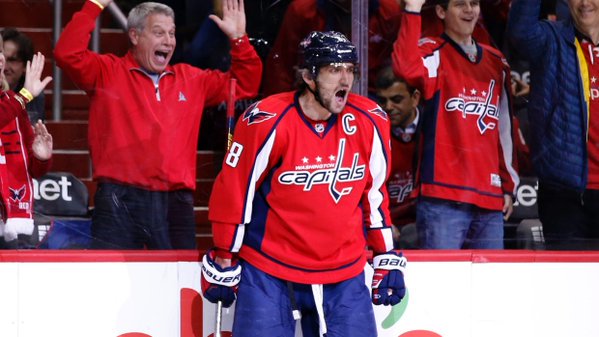 TSN_Sports's tweet photo. The Caps &amp; Hawks dominate annual Head Coaches’ Poll. @TSNBobMcKenzie w/ MORE: https://t.co/VYYRD7uBYI #BellLetsTalk https://t.co/Ly4gfnoMW0