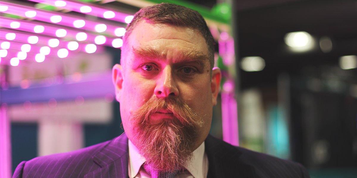 Leafly's tweet image. We sit down w/ @lesliebocskor to learn how top investors evaluate a #cannabis business. bit.ly/1PEw5tO