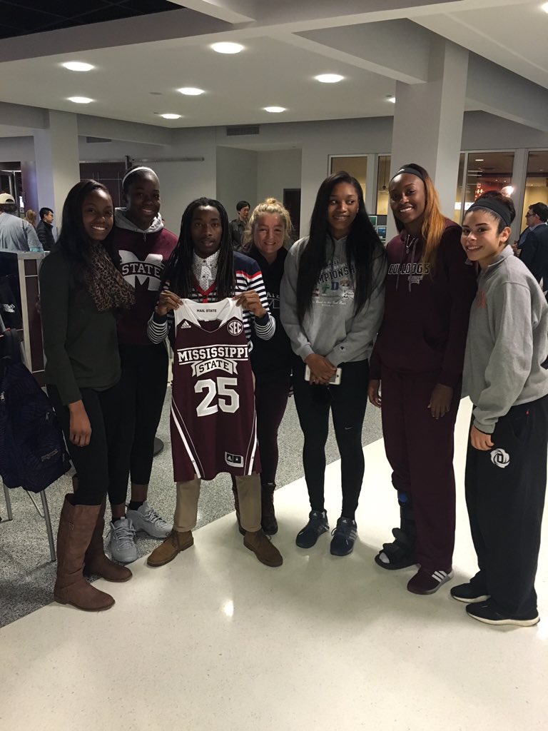 Help me with this the really awesome jersey  just by retweeting this photo hash tagging <a href="/hailstatewbk/">Mississippi State Women's Basketball</a>