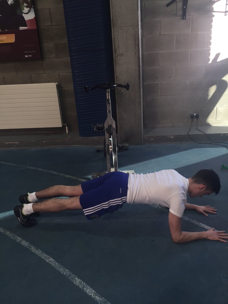 donoghue_eoghan's tweet photo. Absolutely killing it in the gym today with my boy @thomasscanlon1 #Py4084 #LeavingHumanityBehind https://t.co/XDHUu1B2KF